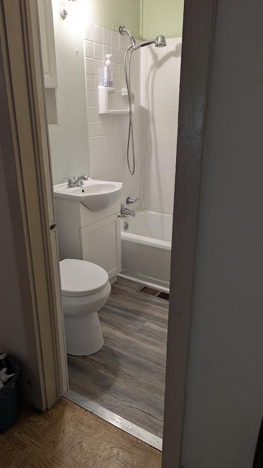 Bathroom Remodel 003