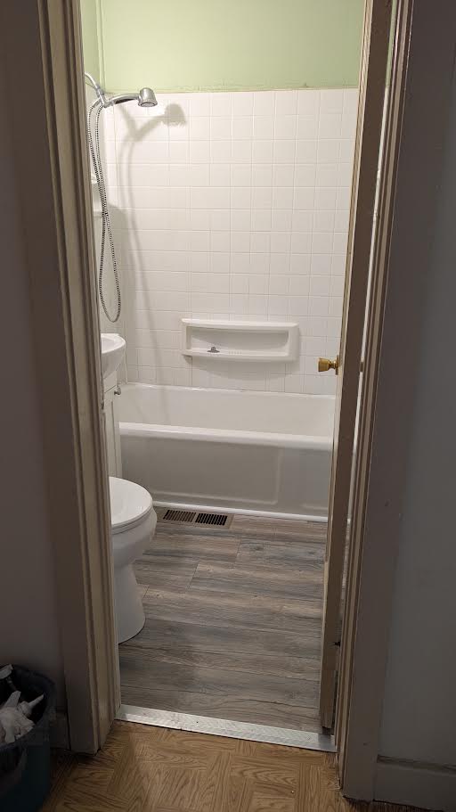 Bathroom Remodel 004