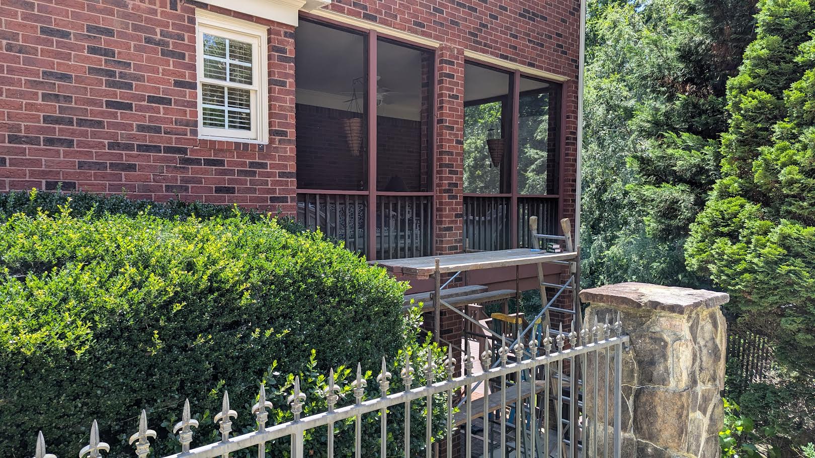 Screened Porch Repair Project 01 02